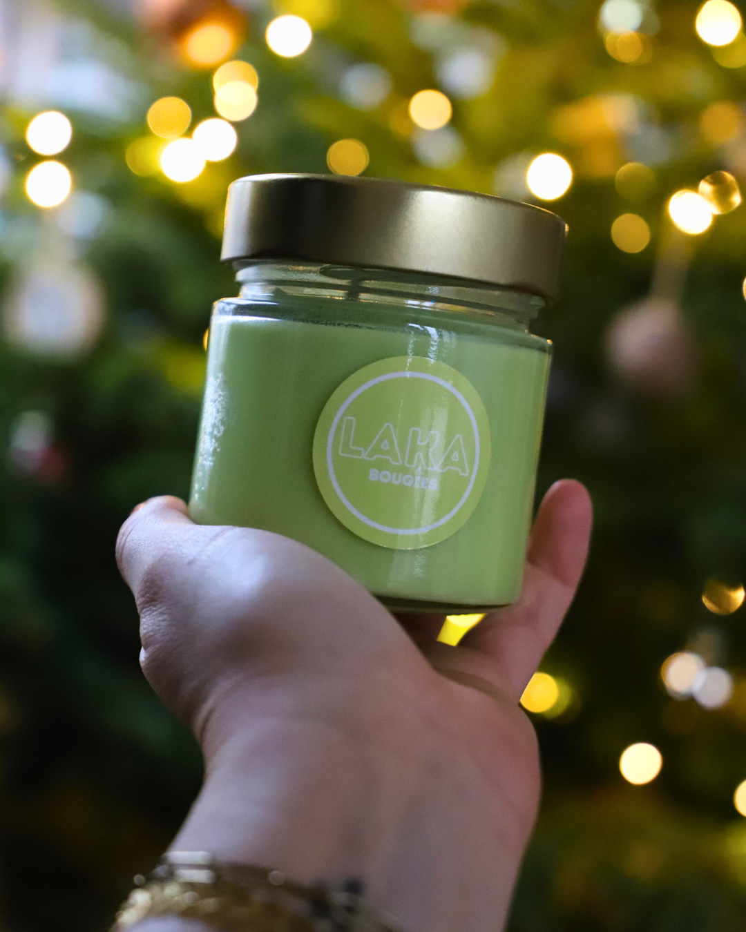 Bougie en pot CANNABIS et paillettes - 150G