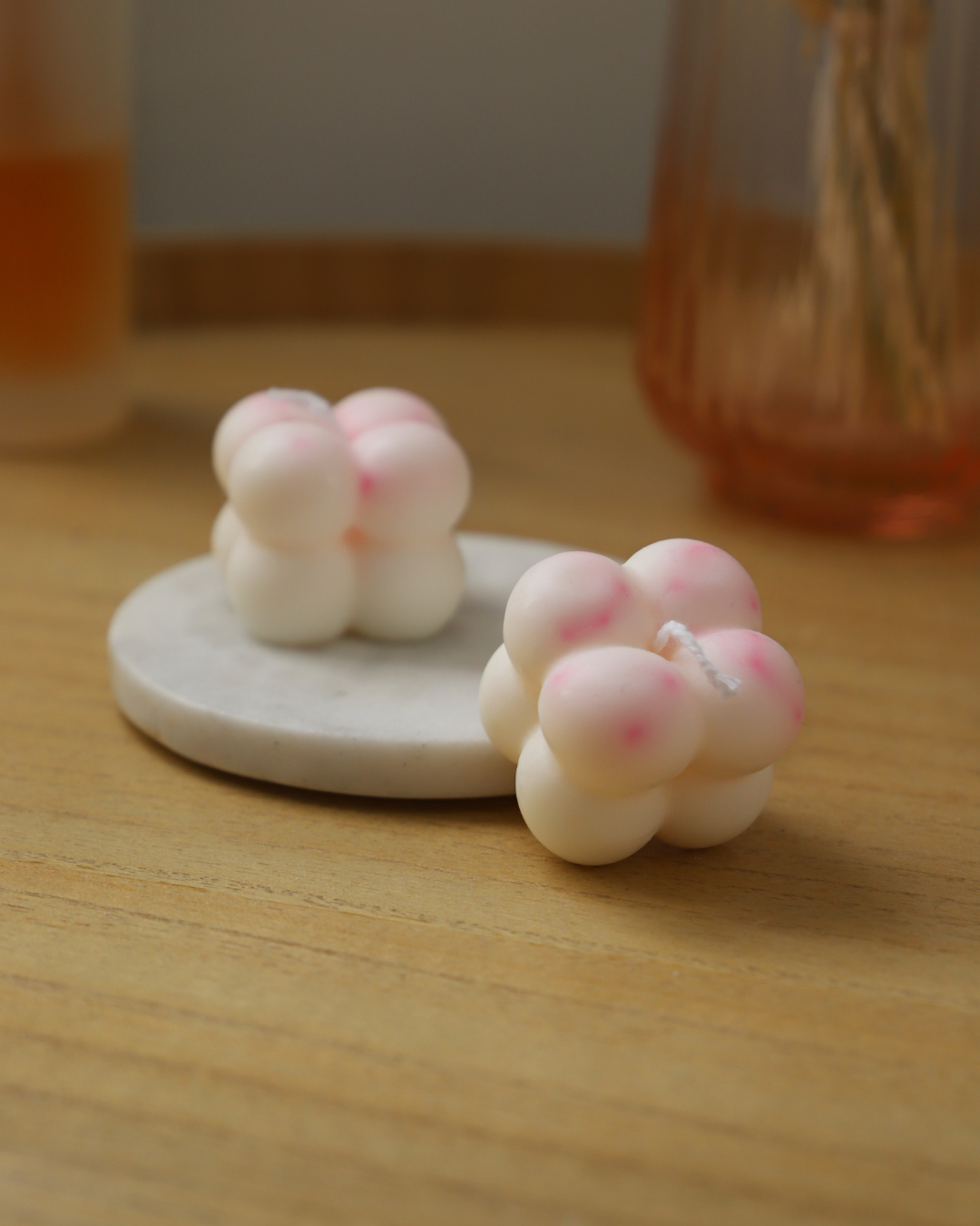 La mini bulle rose et blanche - bougie moulée