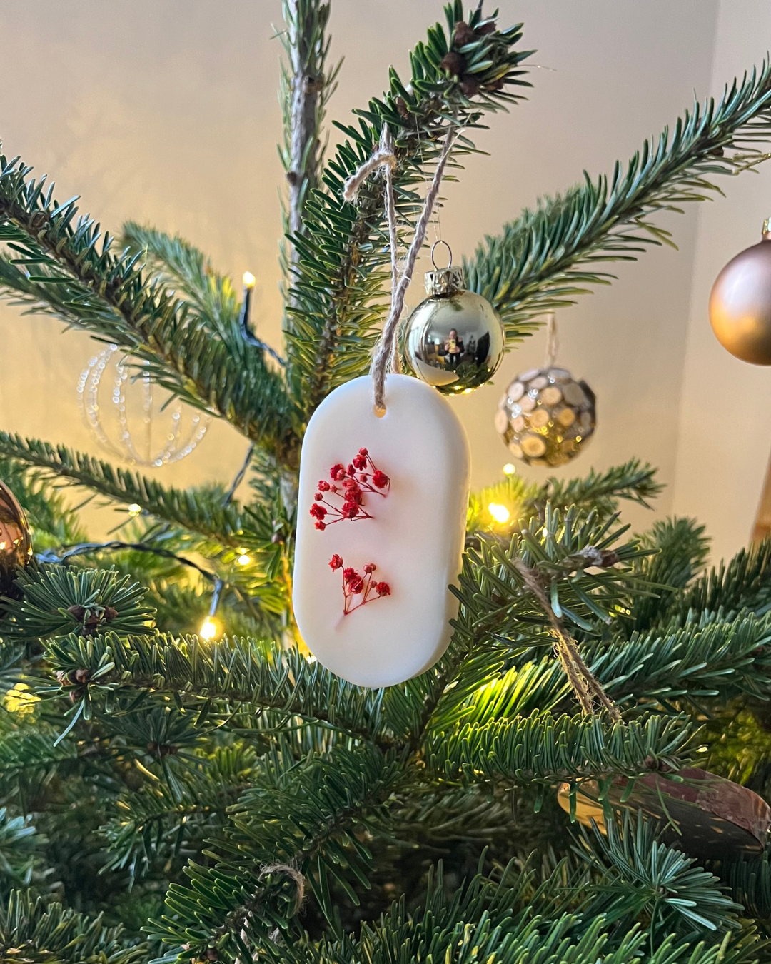 Grande suspension parfumée fleurie - Fleurs rouges / Oval