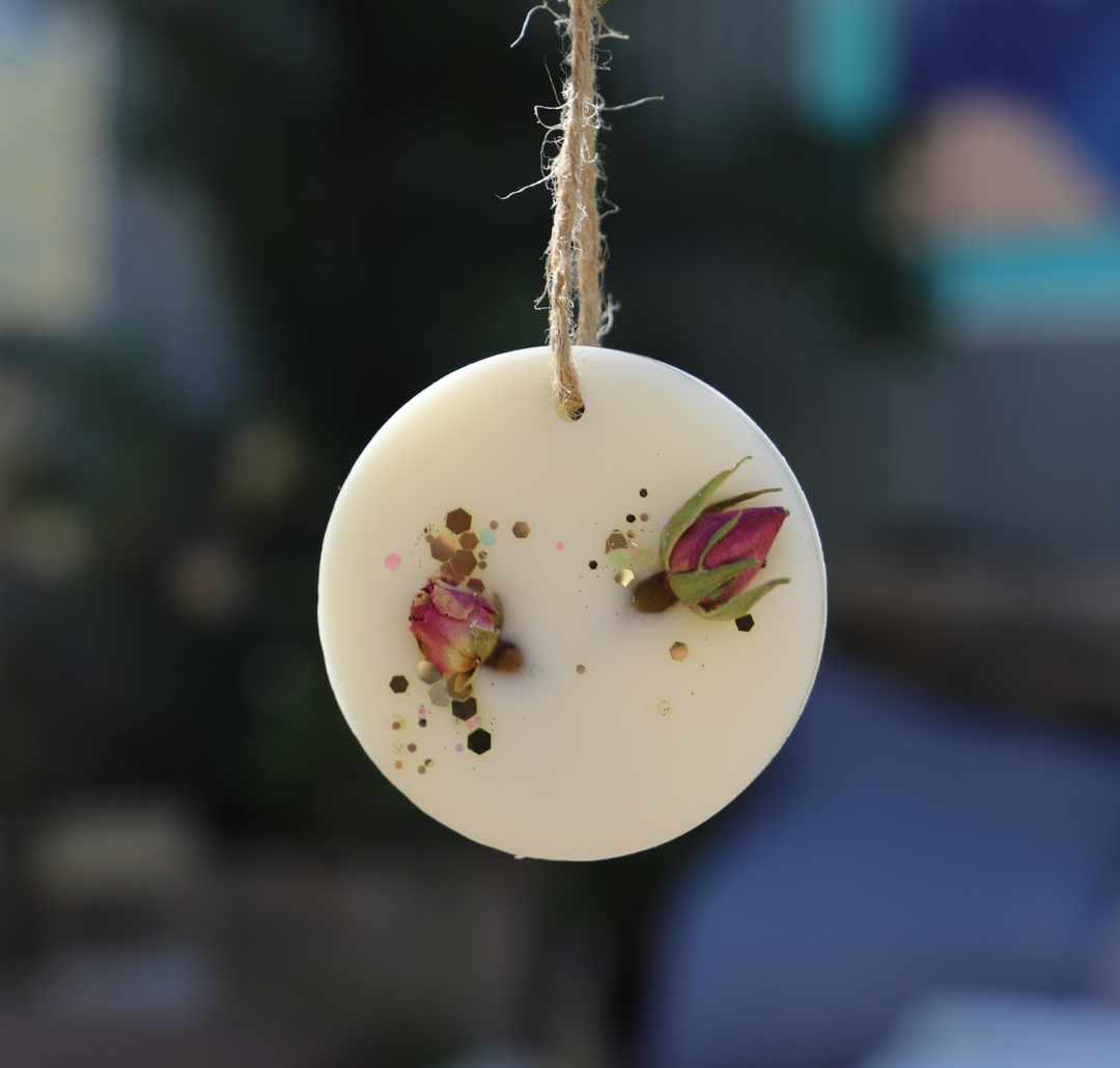 Suspension parfumée boutons de roses et paillettes - Rond