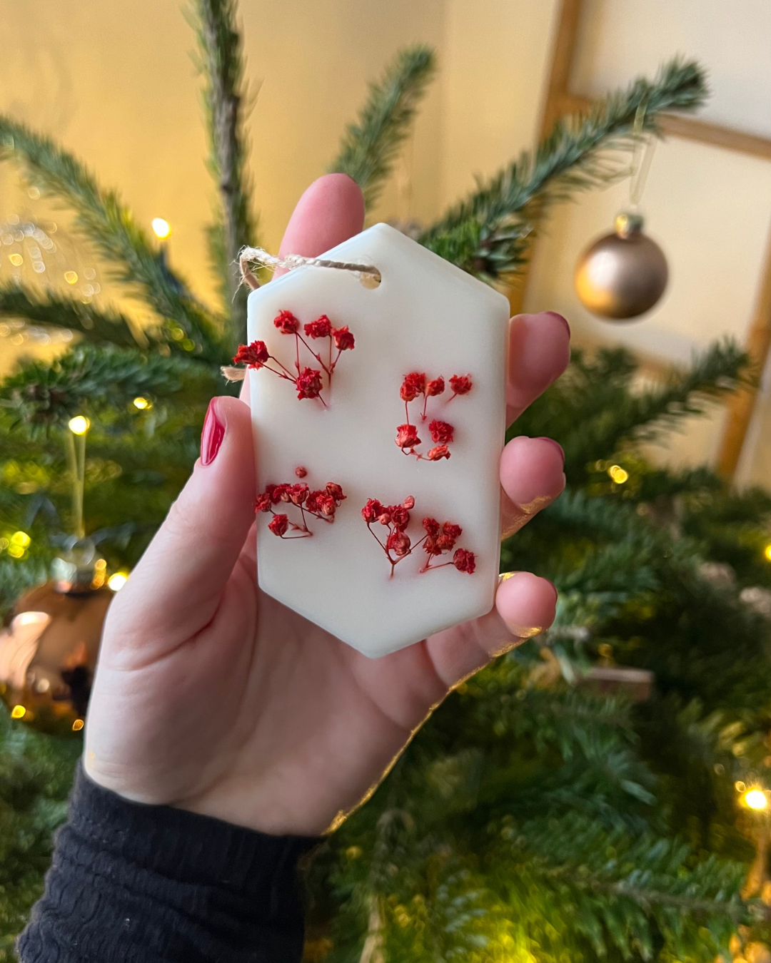 Grande suspension parfumée fleurie - Fleurs rouges / Hexagone