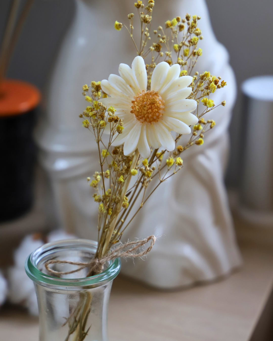 La tige de fondant parfumé PÂQUERETTE & son gypsophile
