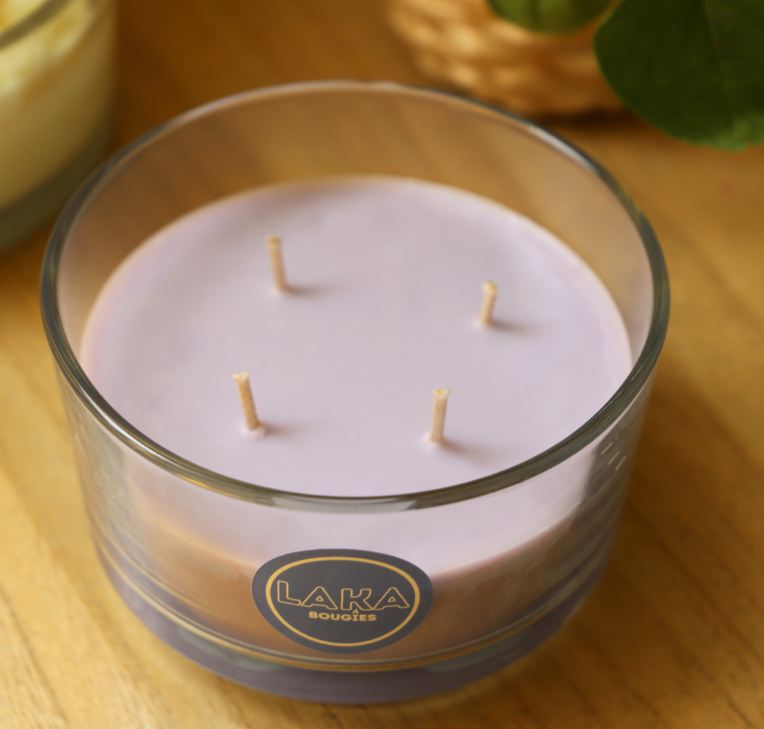 Bougie en pot - 4 mèches colorée et parfumées - 400g de cire