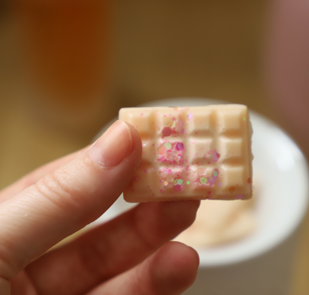 Lot de mini fondants pailletés et un chauffe plat