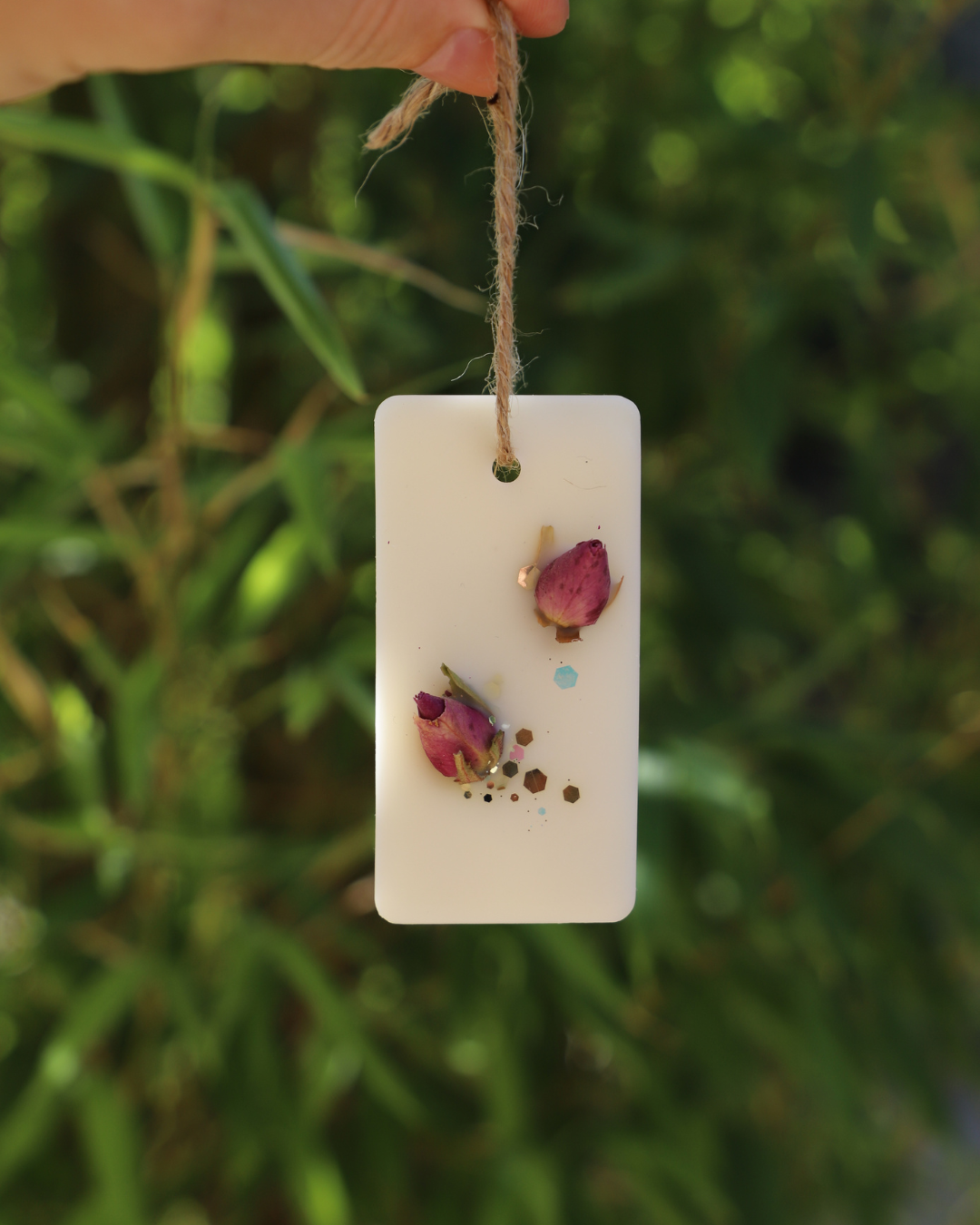 Suspension parfumée boutons de roses et paillettes - Rond