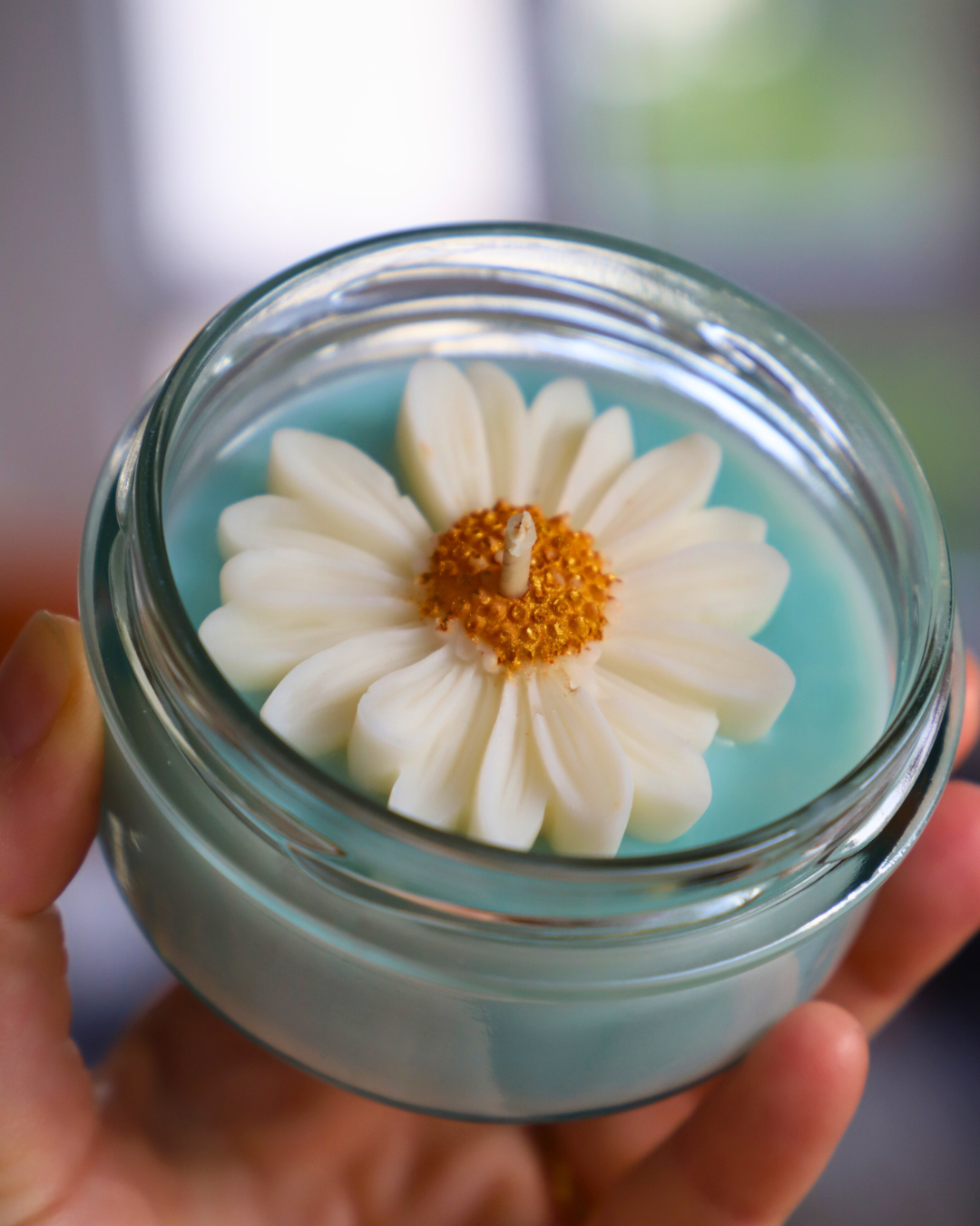 Bougie en pot parfum LINGE FRAIS et Marguerite - 110g de cire