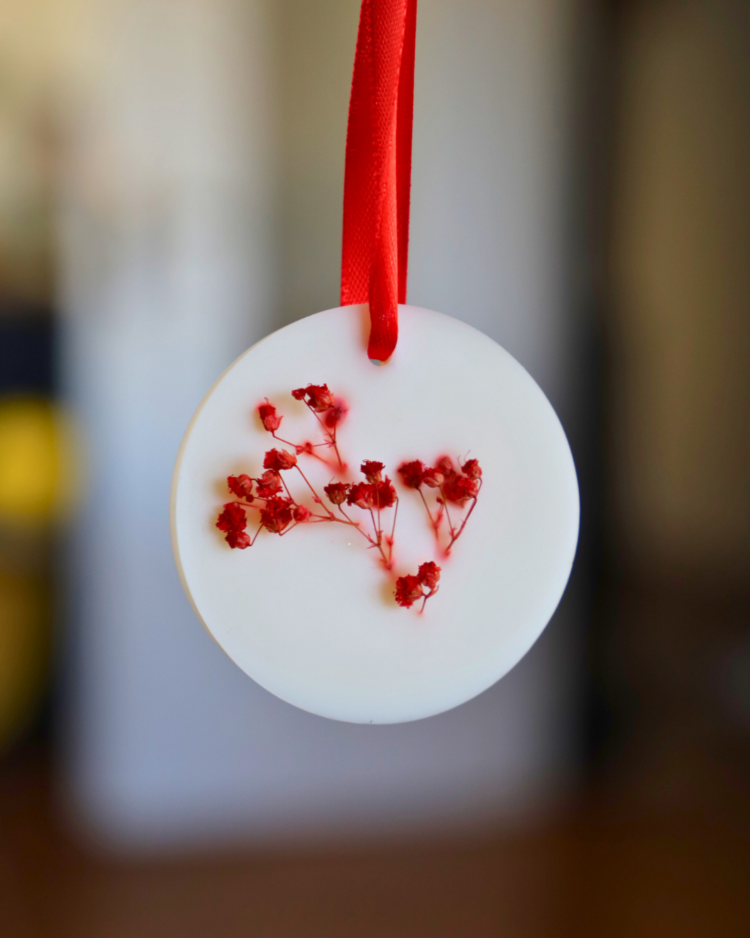 Suspension rouge - gypsophile