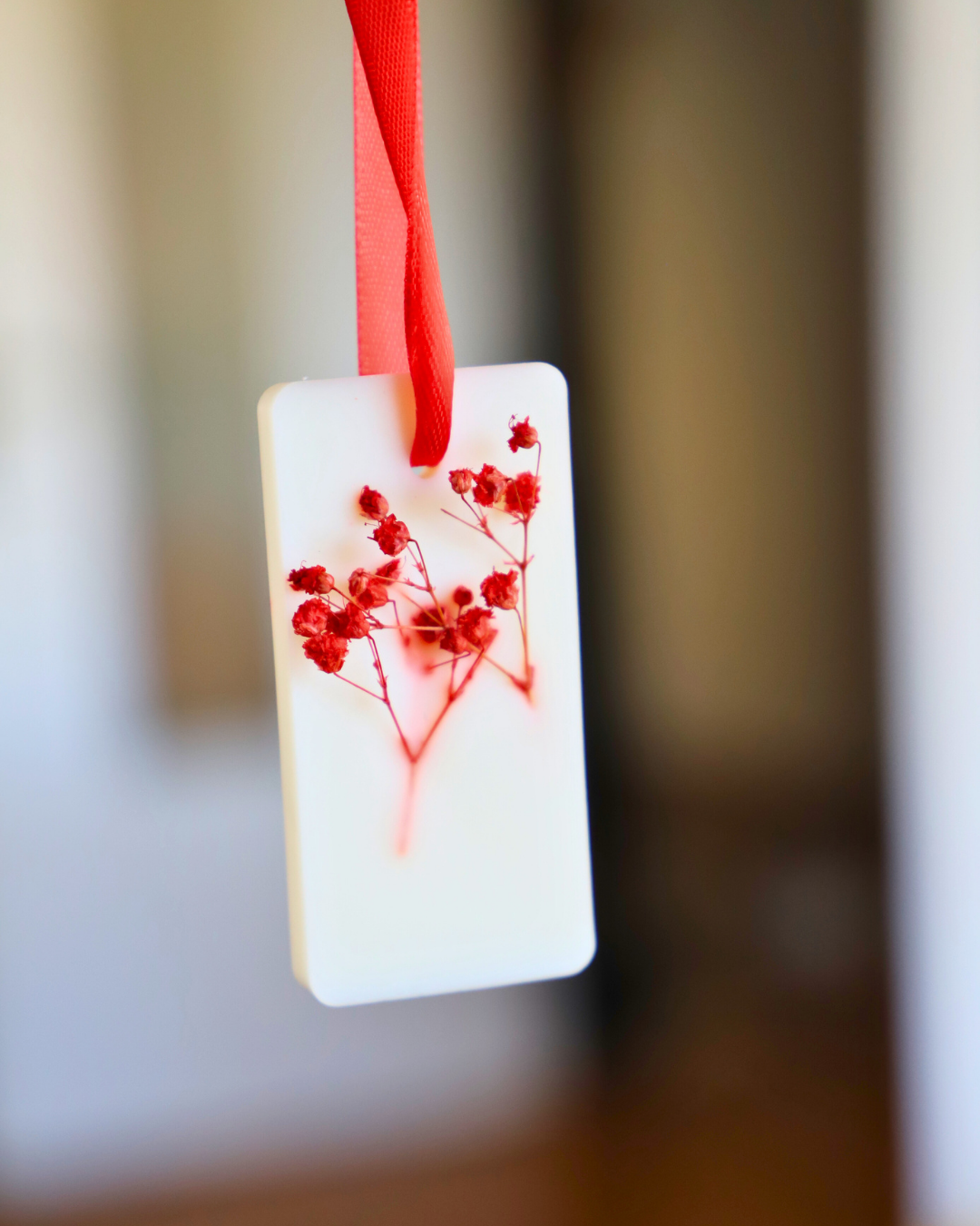 Suspension rouge - gypsophile