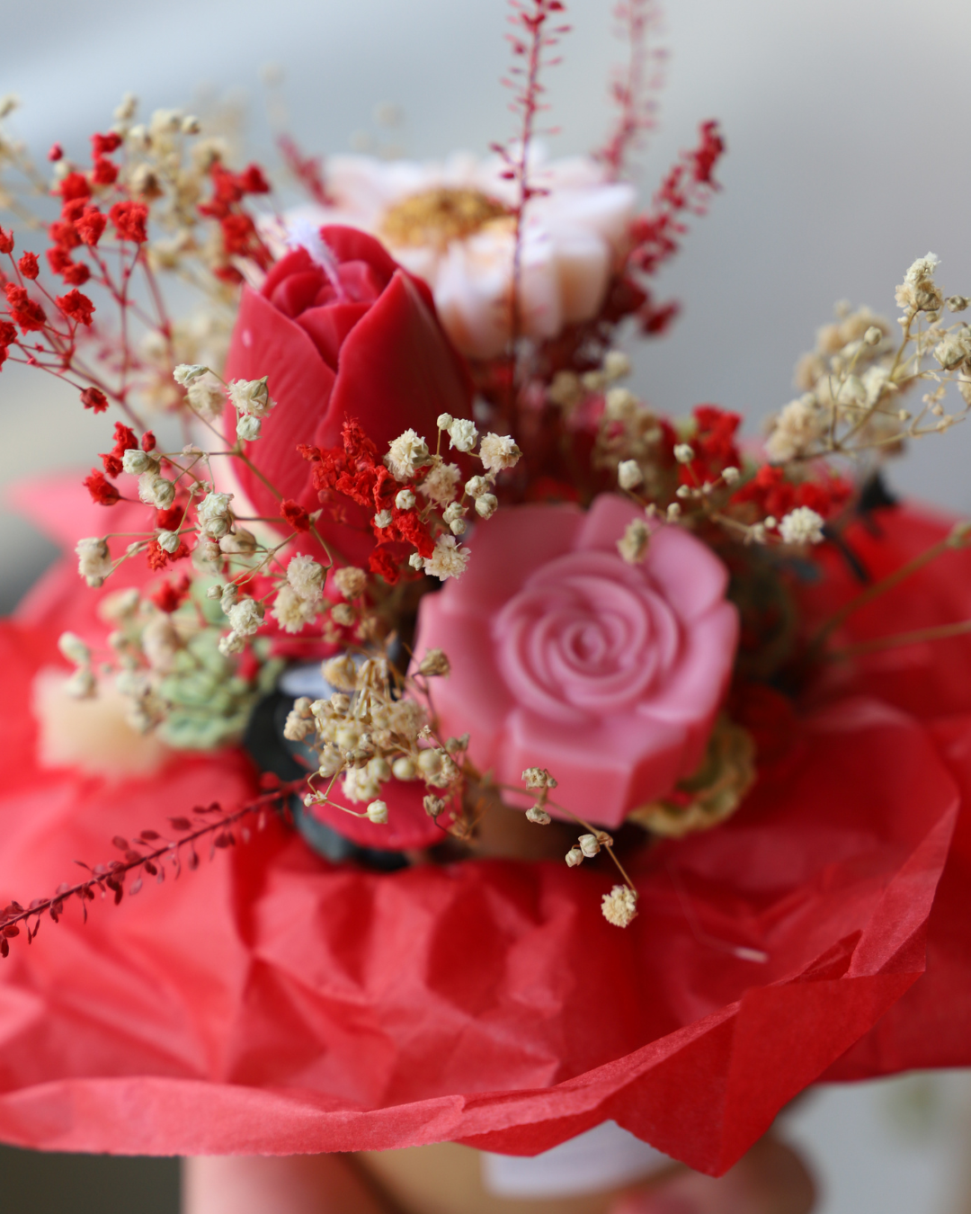 Bouquet de fondants parfumés et tiges de fleurs séchées – création artisanale