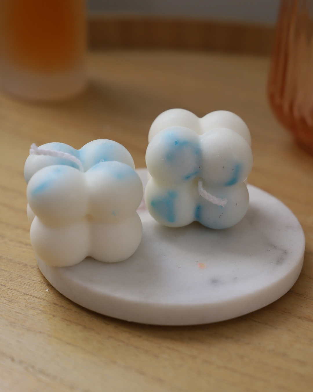 La mini bulle bleue et blanche - bougie moulée