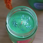 Bougie en pot parfum HERBE COUPÉE et paillettes - 150g de cire