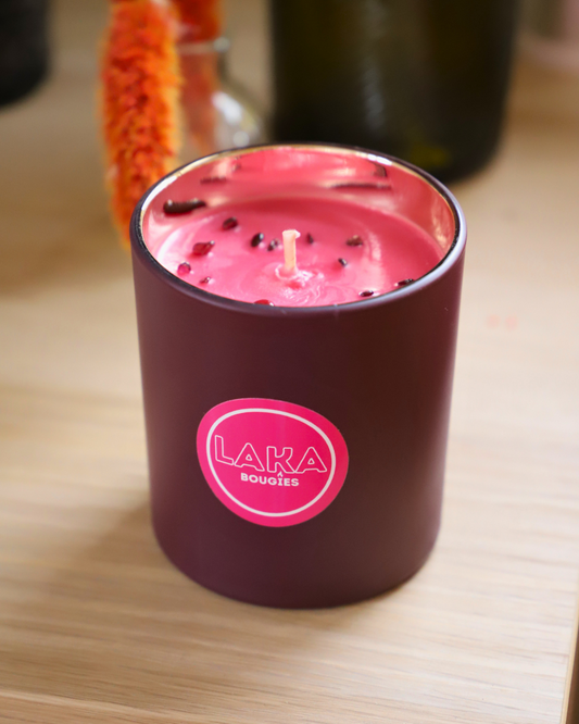 Bougie en pot 200G - AMBRE TONKA et pierres naturelles GRENAT